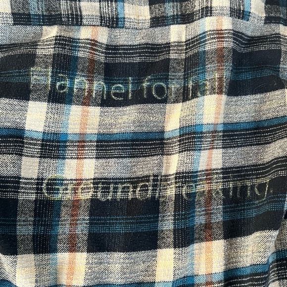 𝅺BURNSIDE reconstructed flannel womens L - Picture 4 of 7